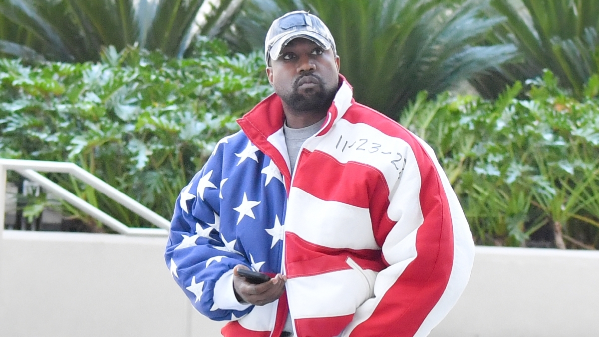 Kanye West Russia Comeback Tour Lawmaker Demands “Moral Support” Ukraine War